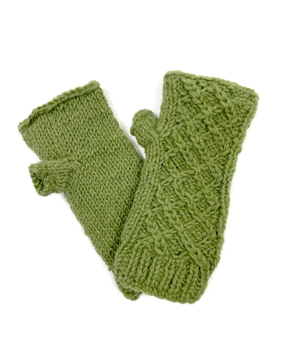 Cable Knit Fingerless Gloves