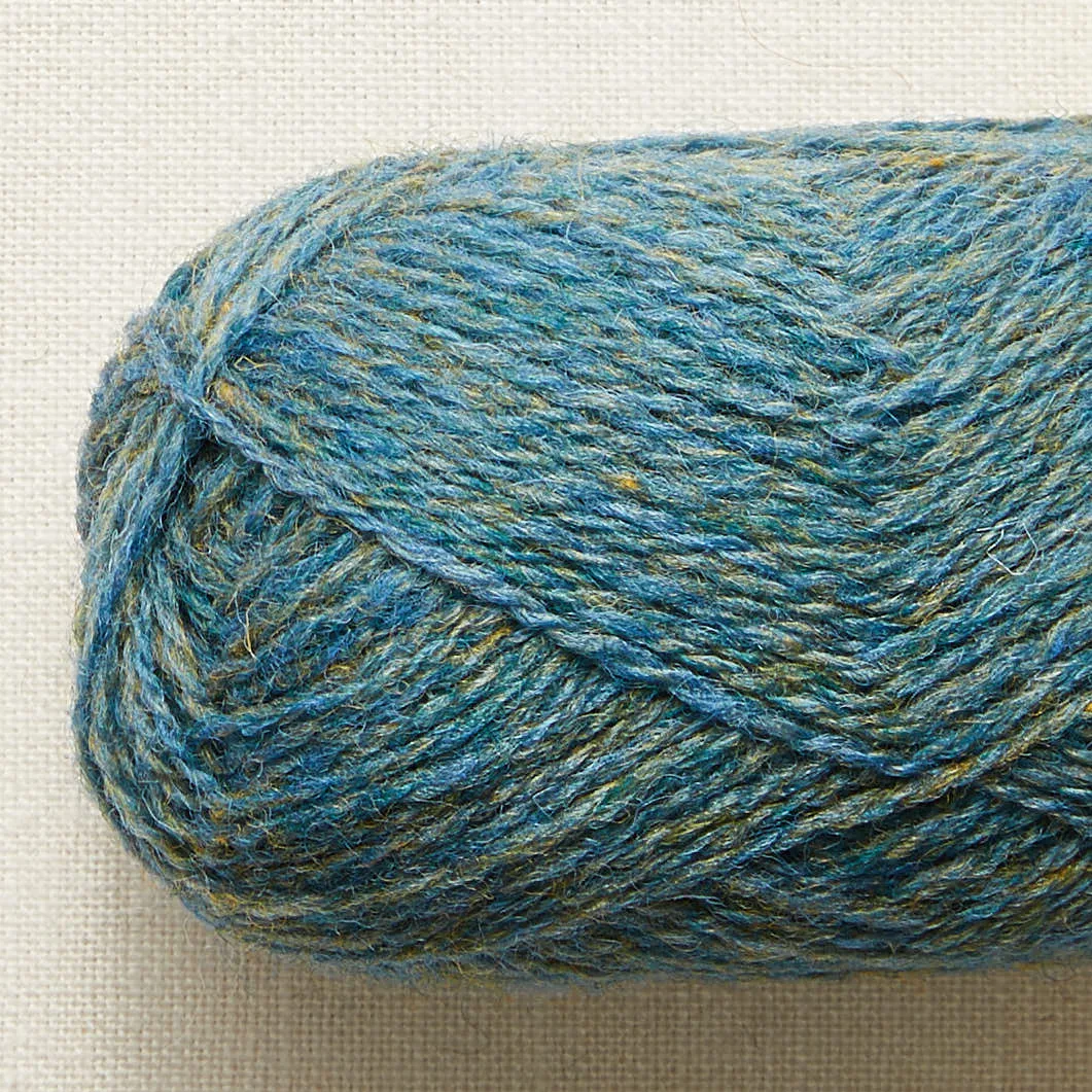 Colorwork Mittens Using Jamieson's Shetland Spindrift