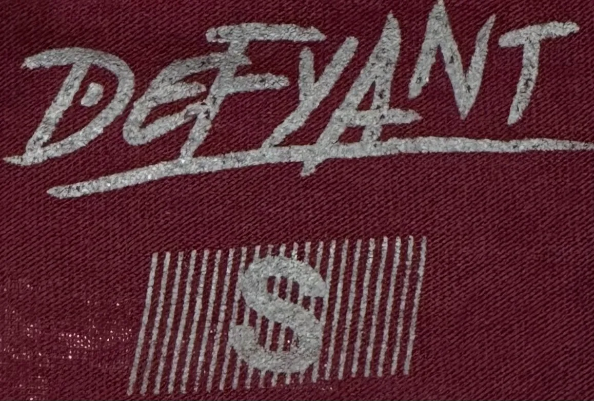 *DEFYANT* (BURGUNDY) SHORT SLEEVE T-SHIRT