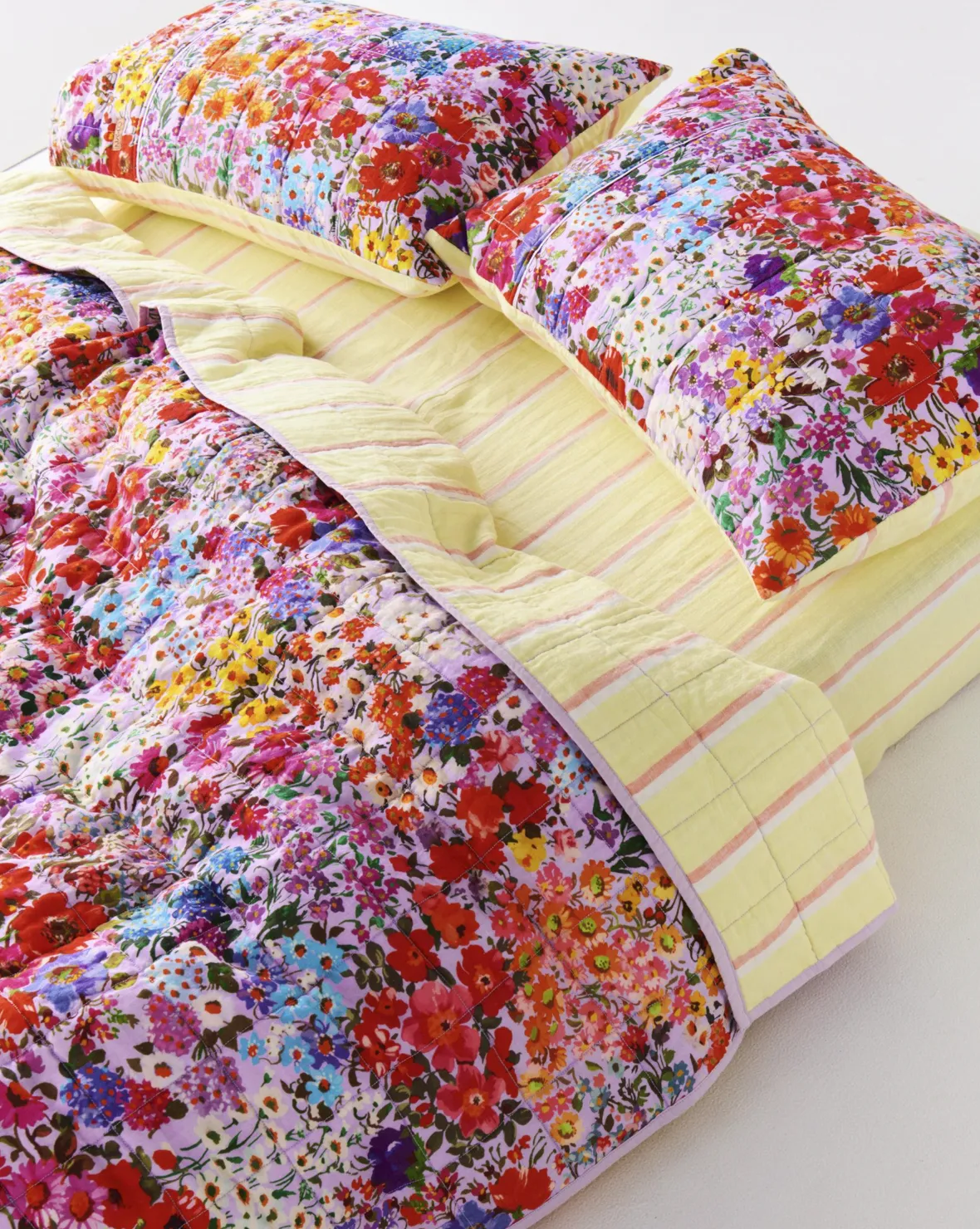 Kip & Co Full Bloom Reversible Linen Quilted Bedspread