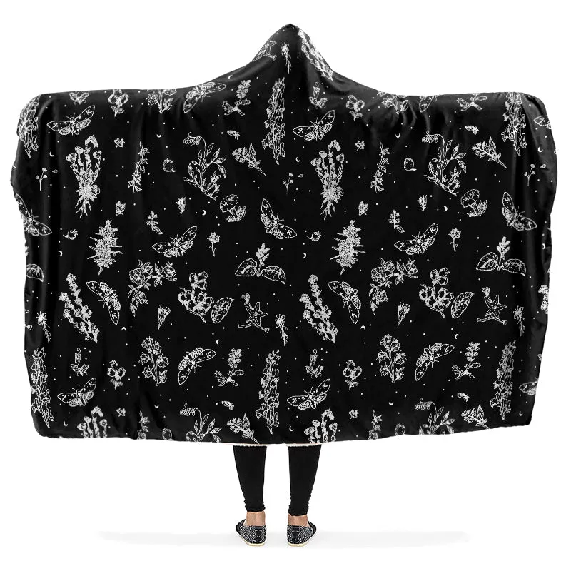 Nightshade Hooded Blanket - Cozy and Warm Wrap-around Blanket with Vegan Fur Lining and Hood