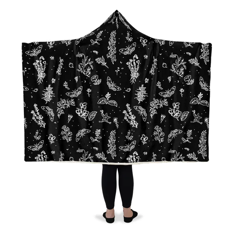 Nightshade Hooded Blanket - Cozy and Warm Wrap-around Blanket with Vegan Fur Lining and Hood