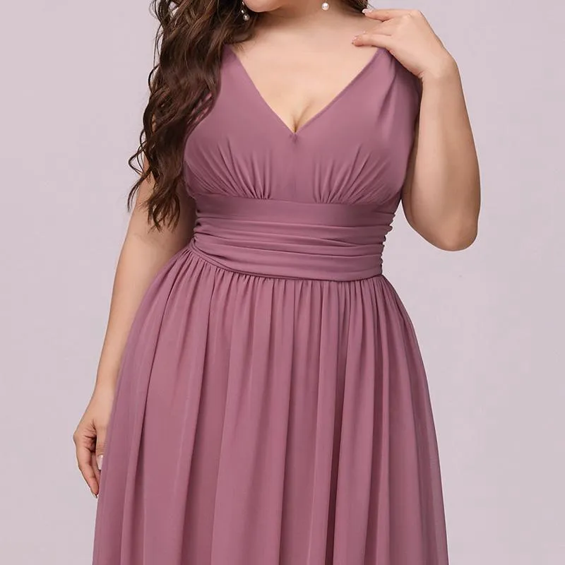 Plus Size Sleeveless V-Neck Semi-Formal Chiffon Bridesmaid Dress