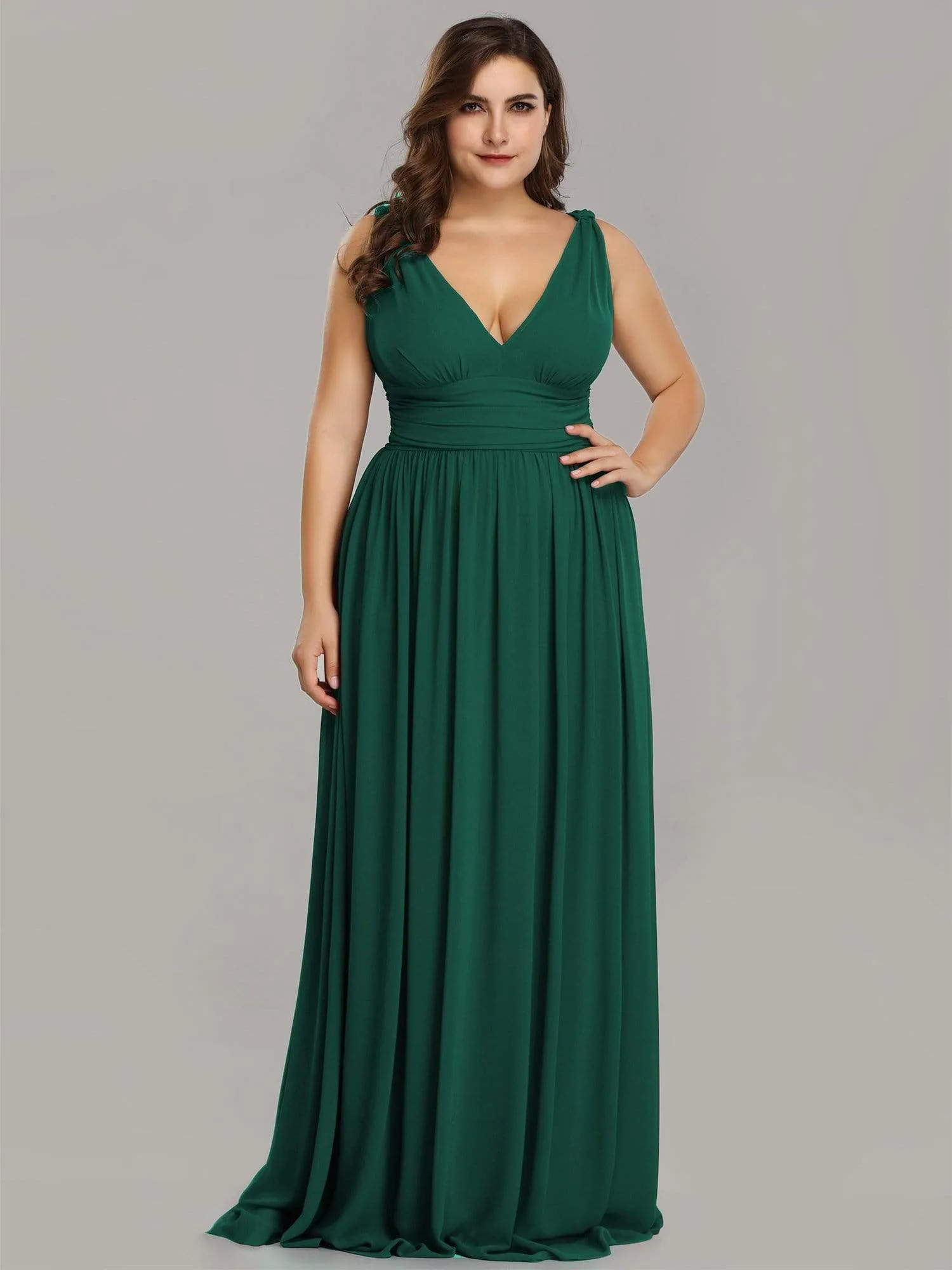 Plus Size Sleeveless V-Neck Semi-Formal Chiffon Bridesmaid Dress