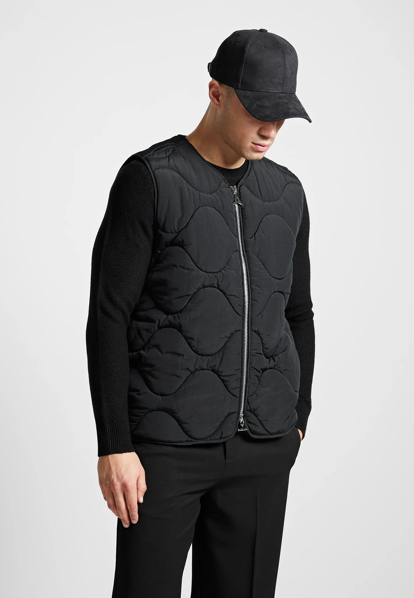 Quilted Pattern Gilet - Black