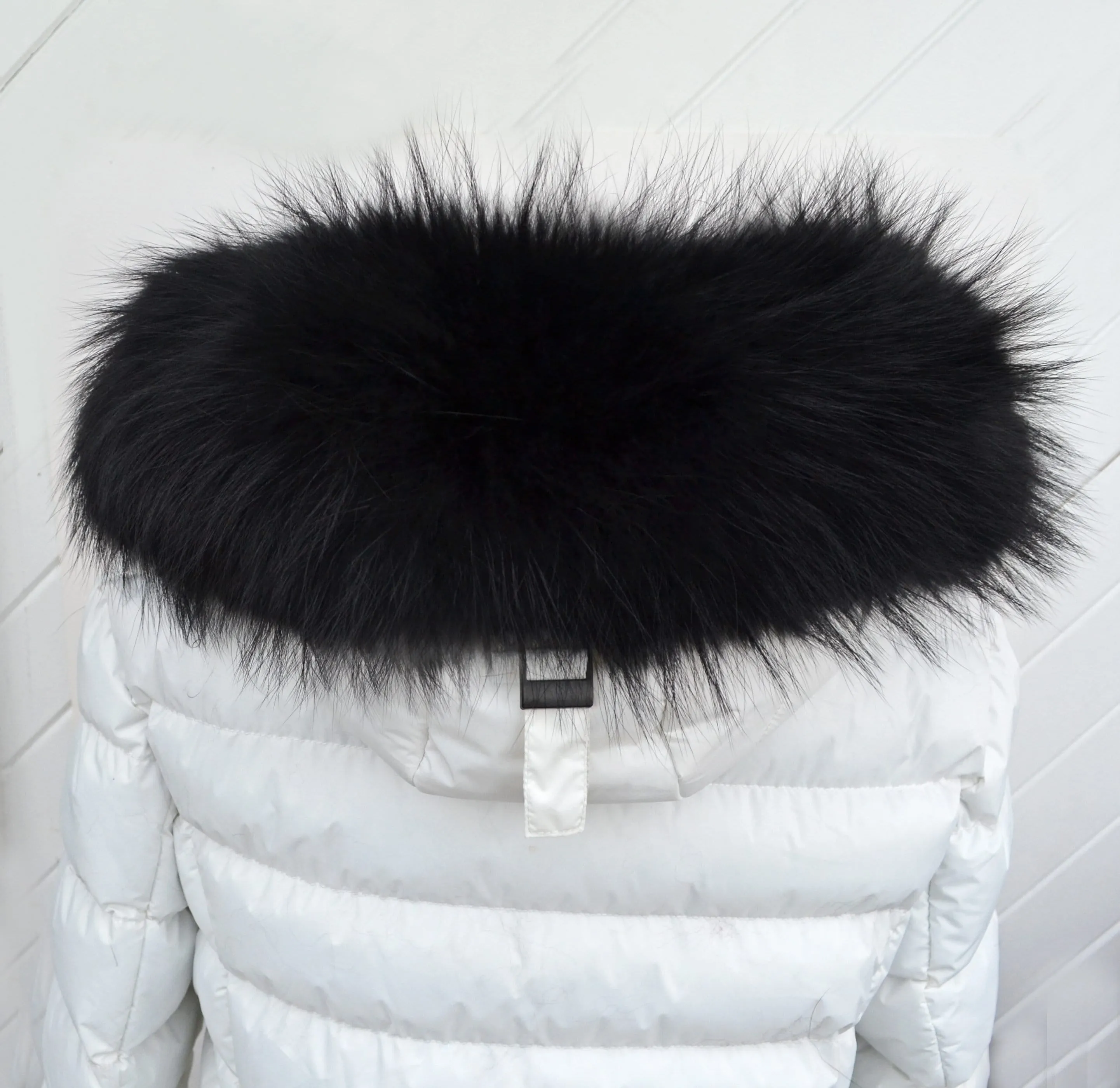 READY to SHIP XL Large Black Real Raccoon Fur Collar, Fur Trim for Hoodie, Raccoon Fur Collar, Fur Scarf, Fur Ruff, Hood , Buttons included