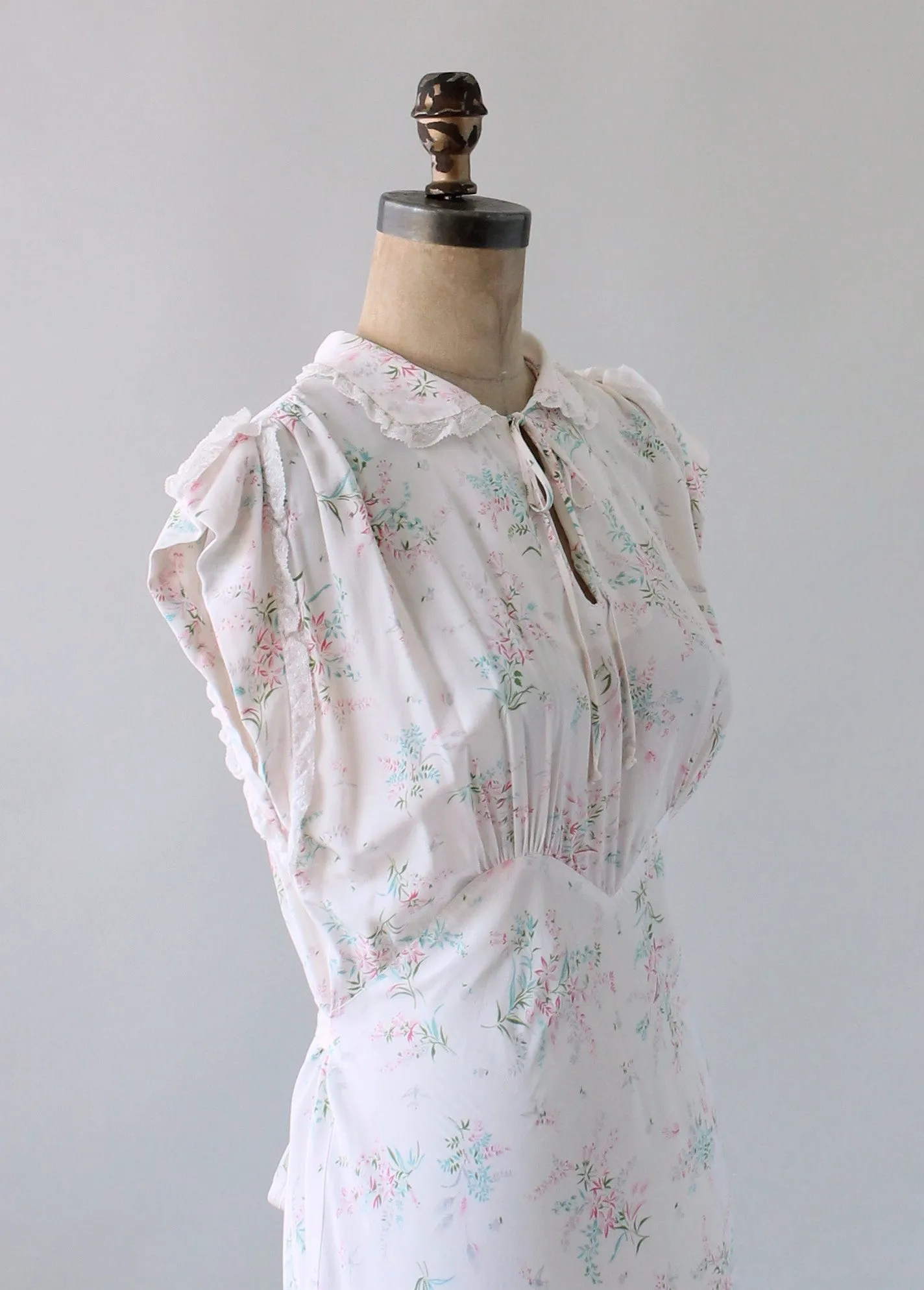 Vintage 1940s Textron Floral Rayon Bias Cut Gown